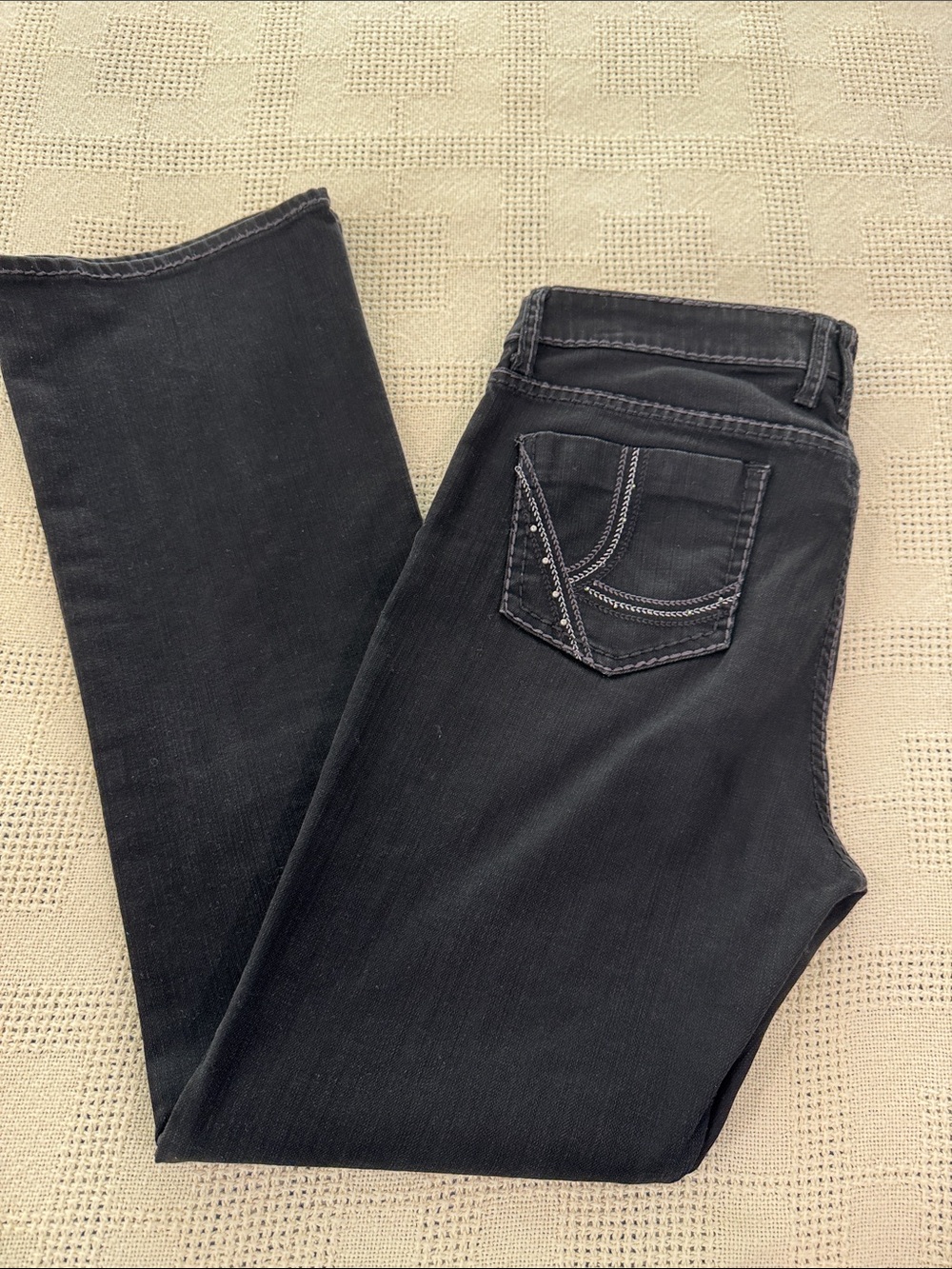 Women's Black Stretch Jeans - Classic Pocket Stitch